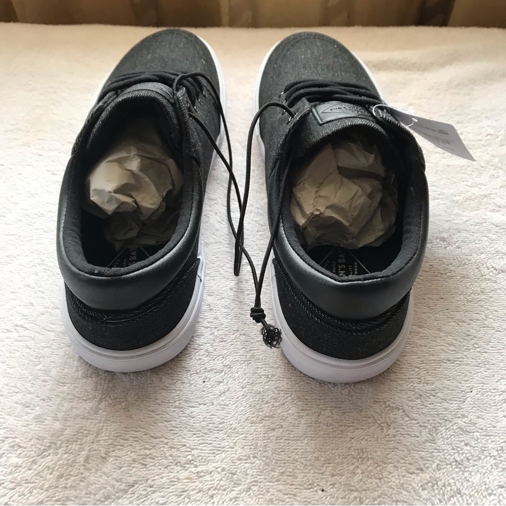 St Johns Bay Bryce casual shoes size 8M - Picture 2 of 5